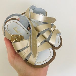 Salt Water Sandals Gold 6
